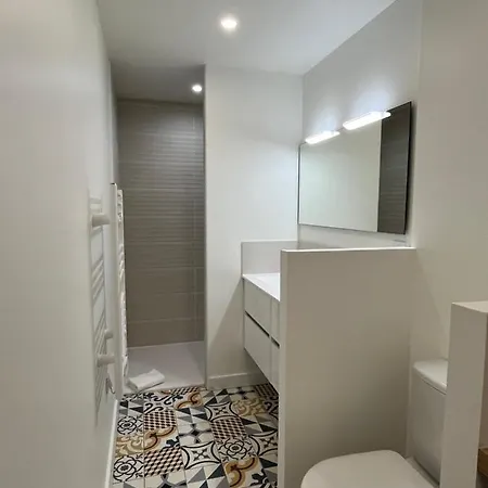 Bella, Joli Appt Renove Dans Le Bourg דירה *