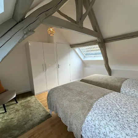 Bella, Joli Appt Renove Dans Le Bourg Lejlighed